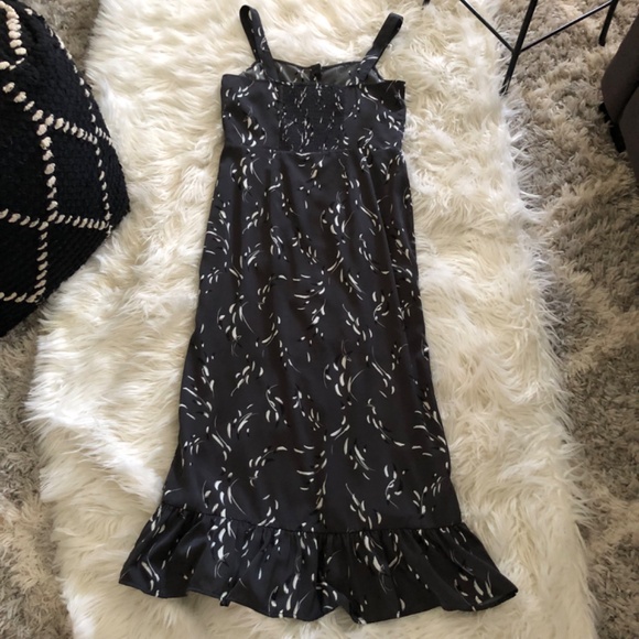 Saltwater Luxe Silky Dress S Darkest Grey with Feather Pattern - Picture 8 of 16